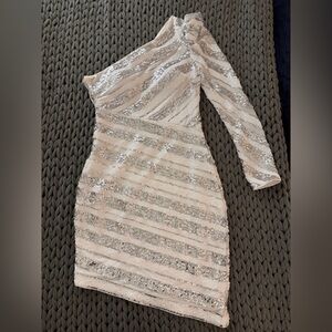 Guess Silver and Cream One-Shoulder Dress